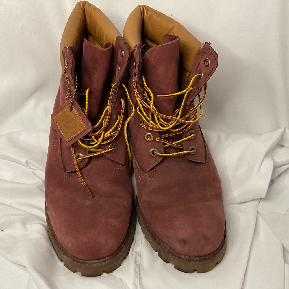 Timberland Boots Discontinued Burgundy And Tan Nubuck Mens Size 10.5